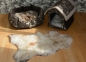 Preview: SWEET Lammfell Monster Fell Silber Beige Tierbett Hundebett